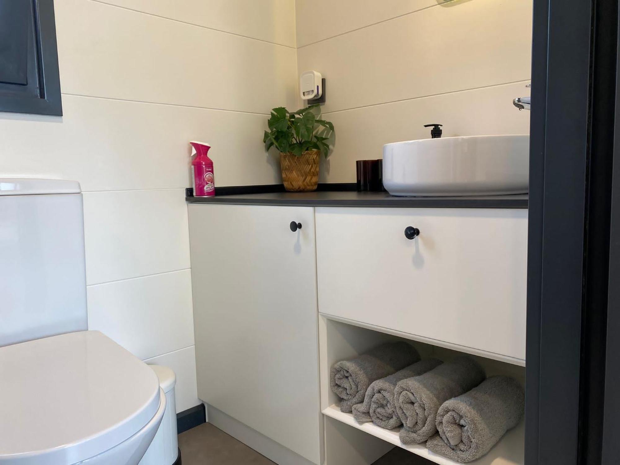 Tiny House With Sauna & Jacuzzi Near Amsterdam Vijfhuizen Zewnętrze zdjęcie
