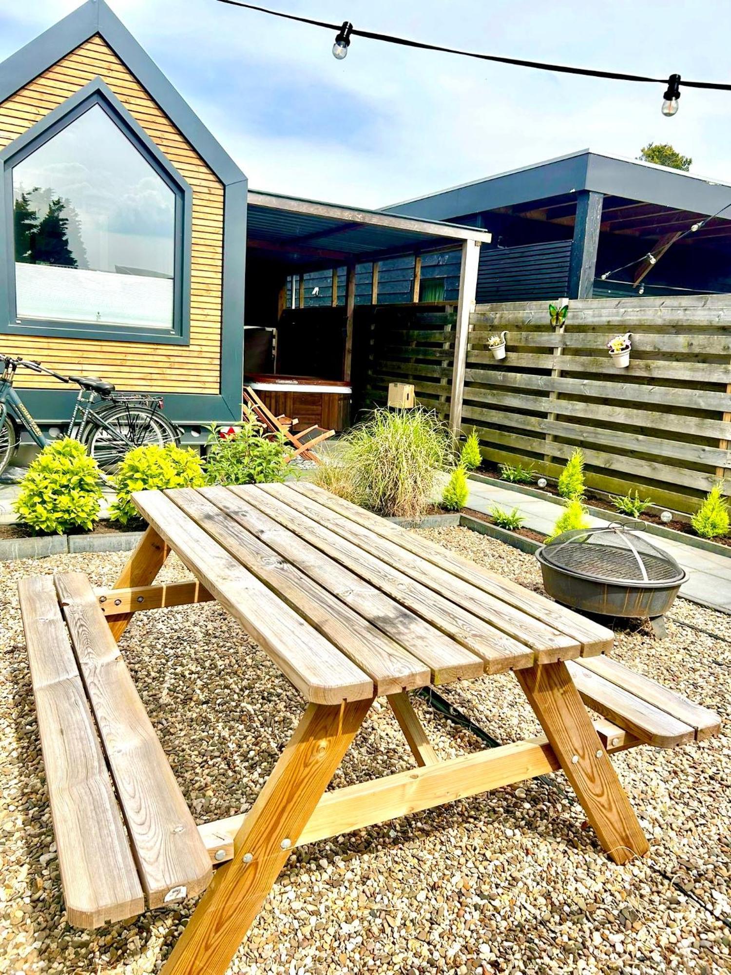 Tiny House With Sauna & Jacuzzi Near Amsterdam Vijfhuizen Zewnętrze zdjęcie